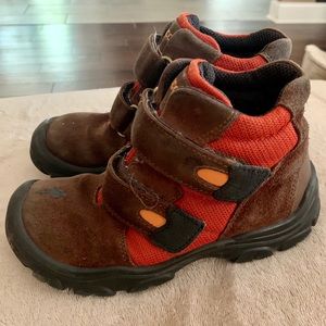 Ecco boys waterproof size 30 boots